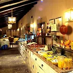 Hotel De 4*