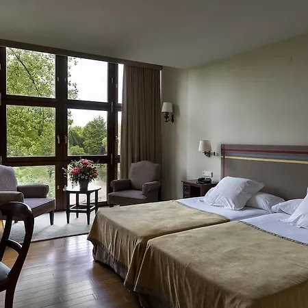 De 4*
