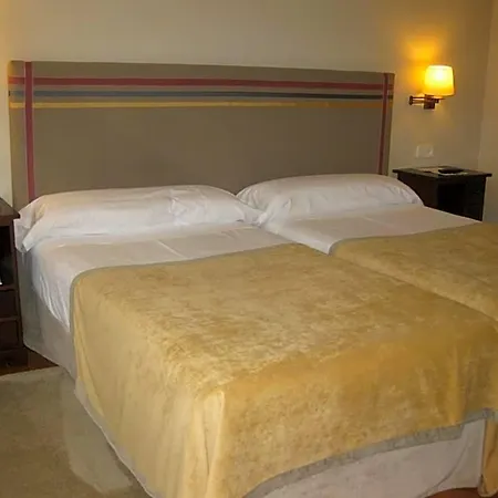 De 4* Gijon