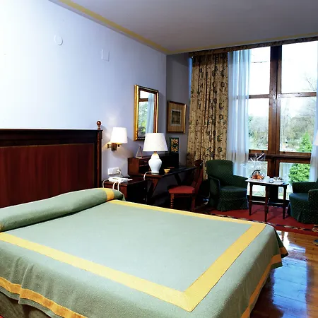 De Готель 4*